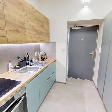 Hotel apartamentowy Stepanska Brno-centre 3*
